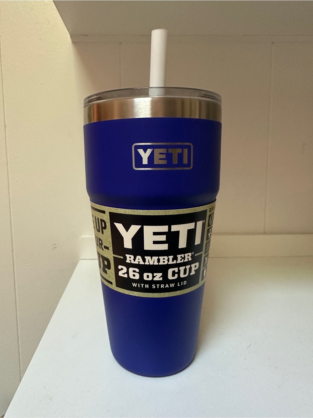 Yeti Offshore Blue 26 oz Yeti Rambler with Clear Straw Lid NWT